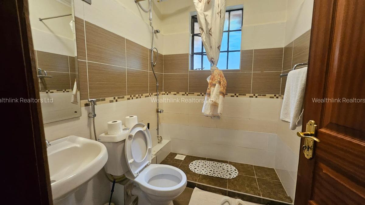 5 Bed House with En Suite at Gigiri - 9