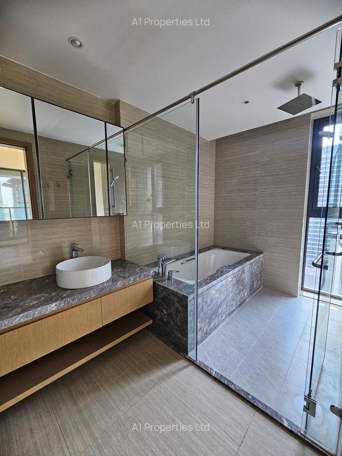 2 Bed Apartment with En Suite in Westlands Area - 9