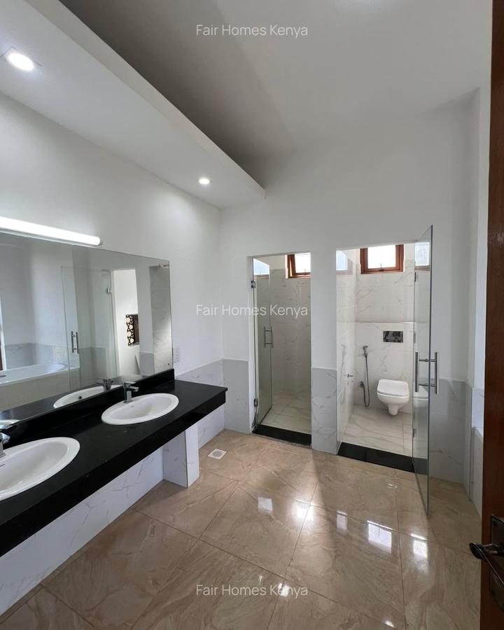 3 Bed Apartment with En Suite at Riara Road - 6