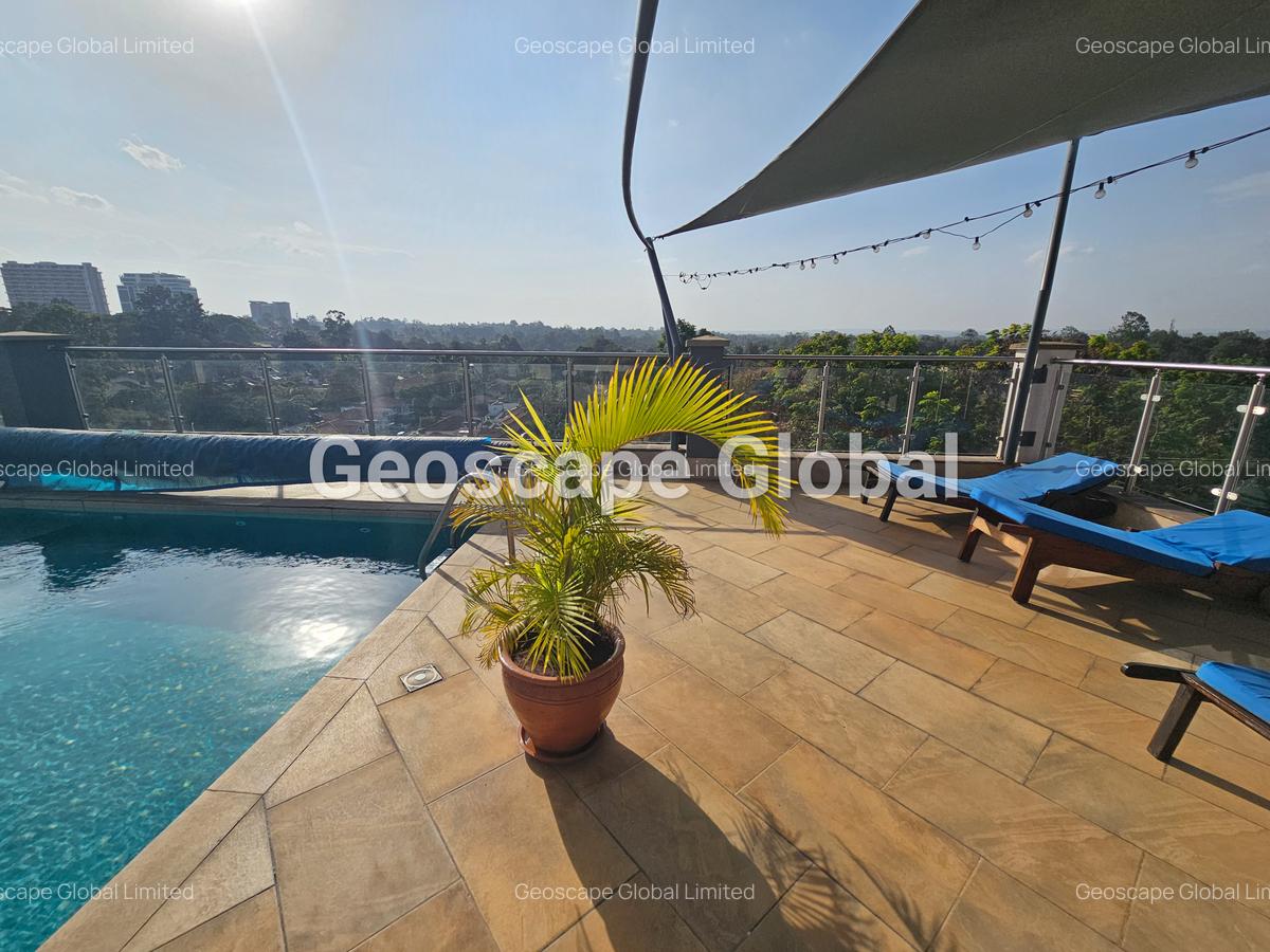 3 Bed Apartment with En Suite in Spring Valley - 1