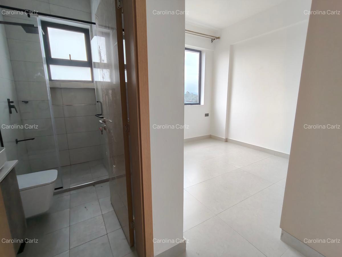 3 Bed Apartment with En Suite at Brookside Drive - 12