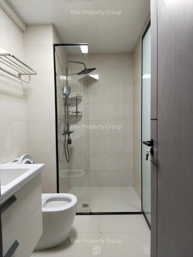 Serviced 1 Bed Apartment with En Suite in Westlands Area - 11