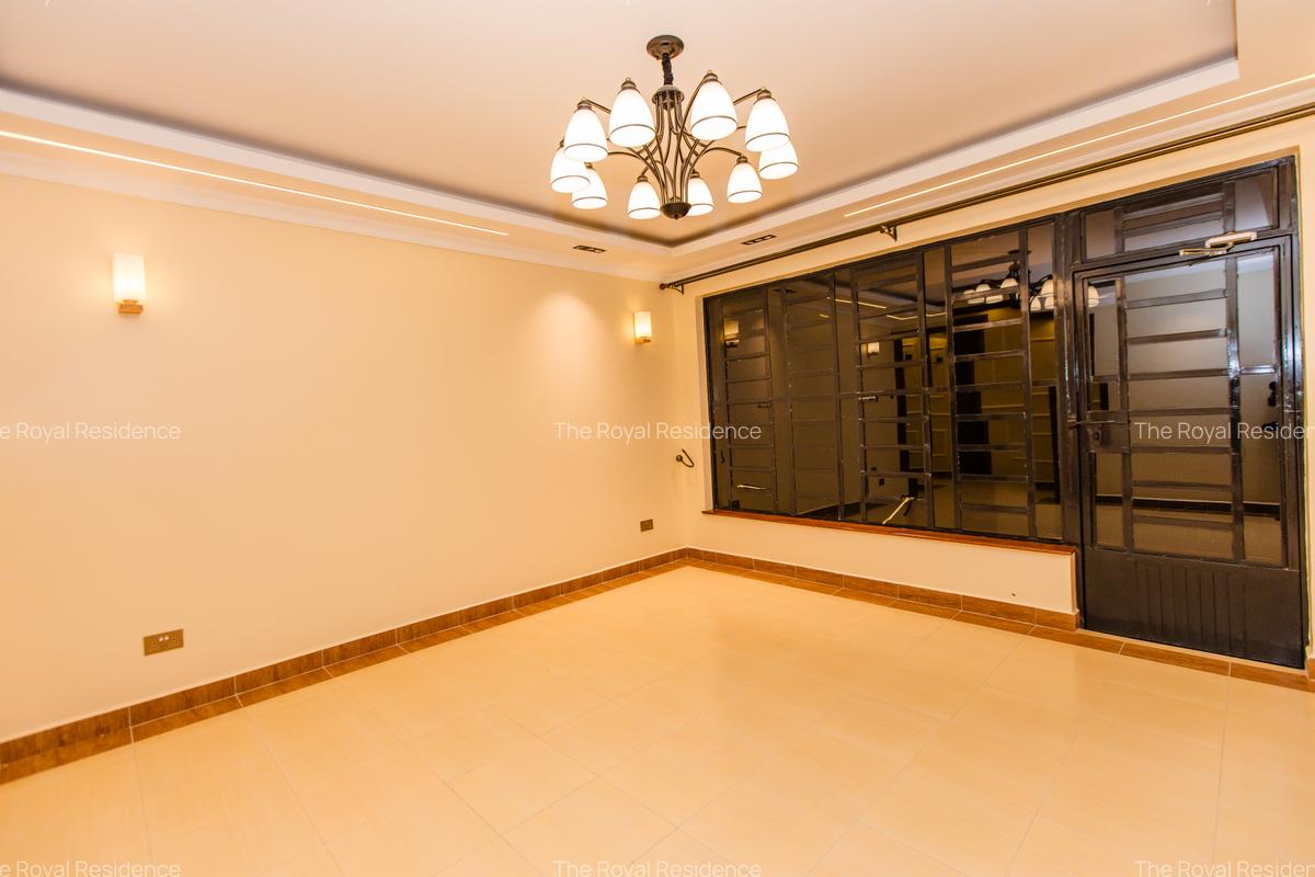 3 Bed Apartment with En Suite at Deliverance Road - 9