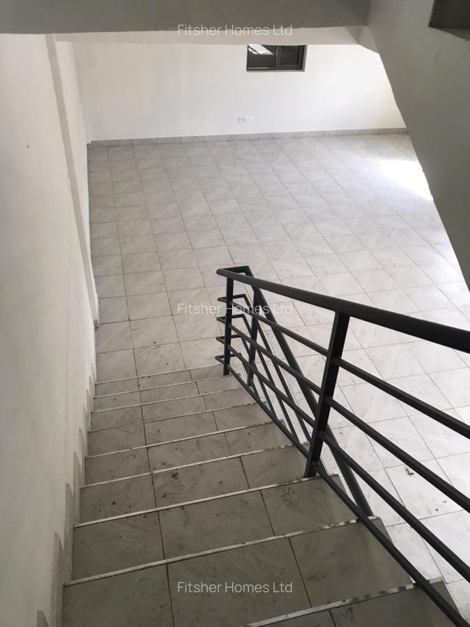 3,500 ft² Warehouse with Service Charge Included in Utawala - 8