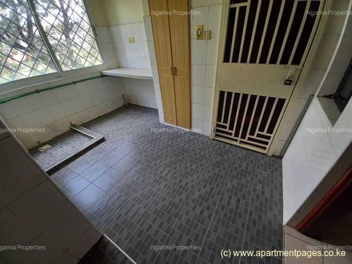 3 Bed Apartment with En Suite at Kandara Road - 9