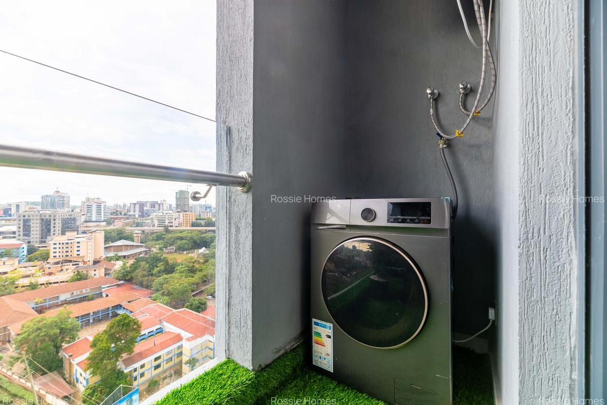 Serviced 1 Bed Apartment with En Suite in Westlands Area - 12