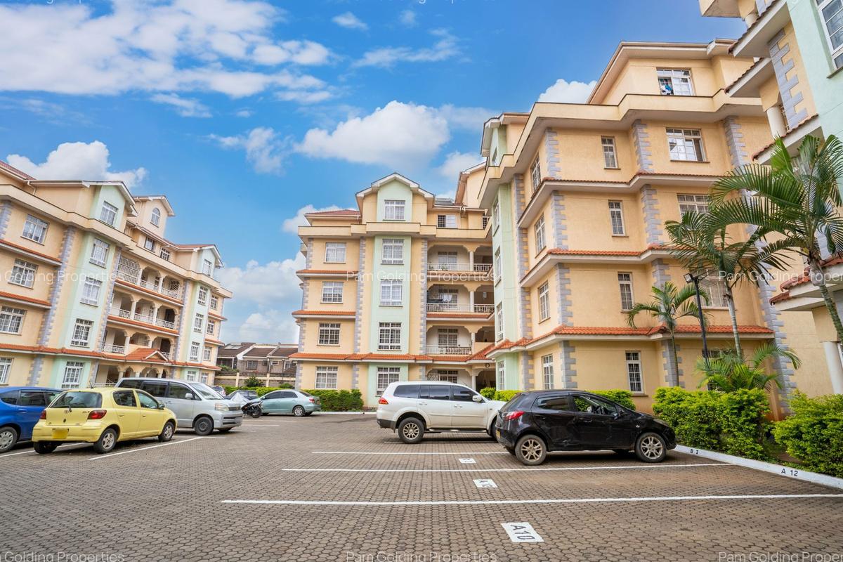 1 Bed Apartment with En Suite in Parklands - 1
