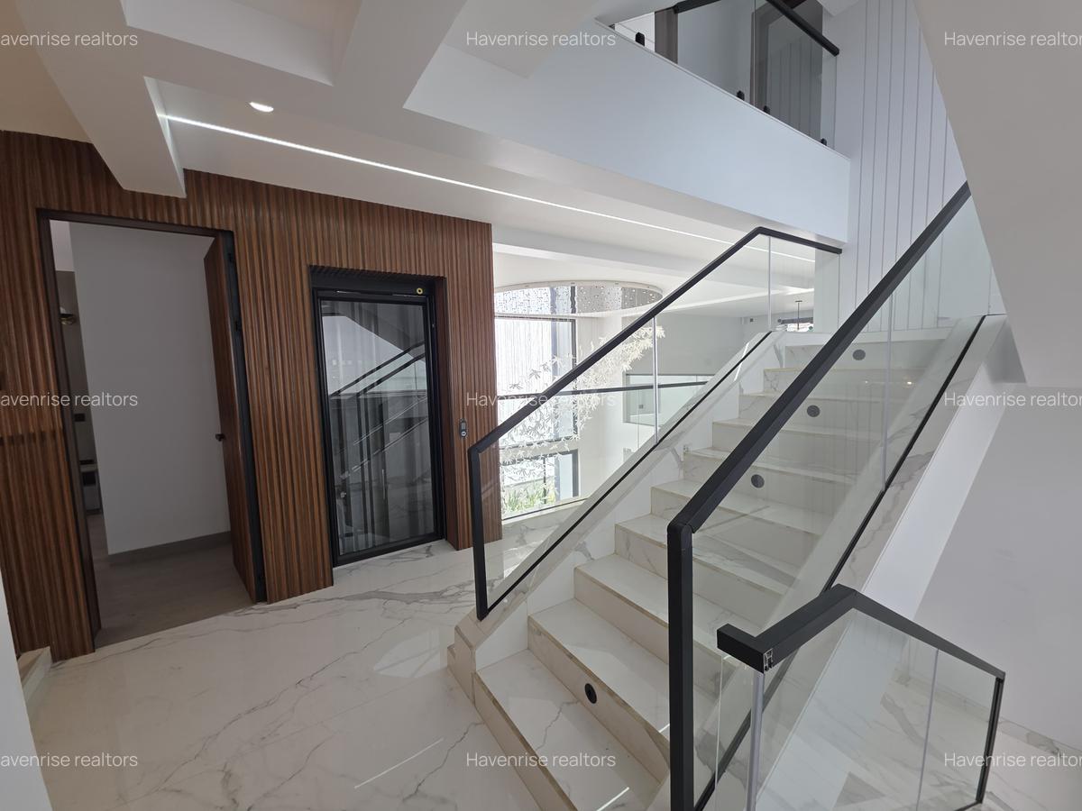 6 Bed Villa at Lavington - 5