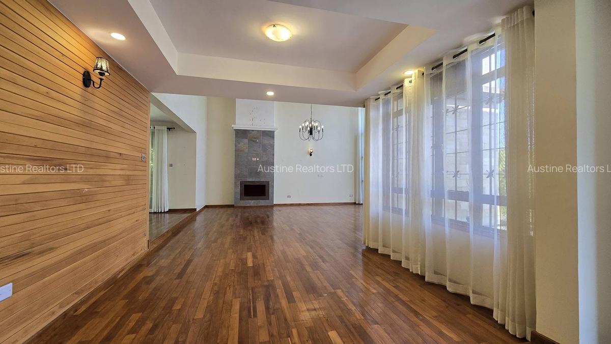 5 Bed Townhouse with En Suite in Runda - 8