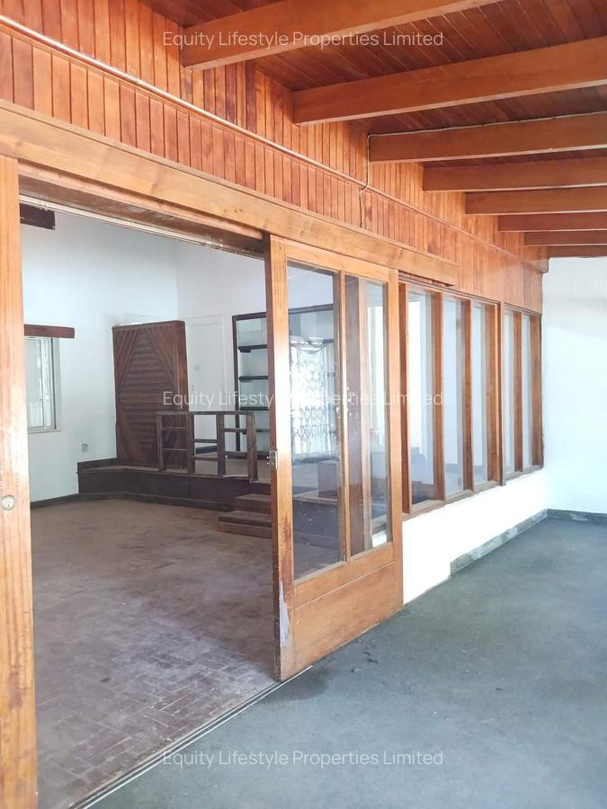 Commercial Property with Service Charge Included in Lavington - 6