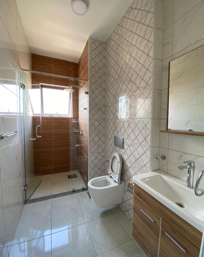 2 Bed Apartment with En Suite in Lavington - 13