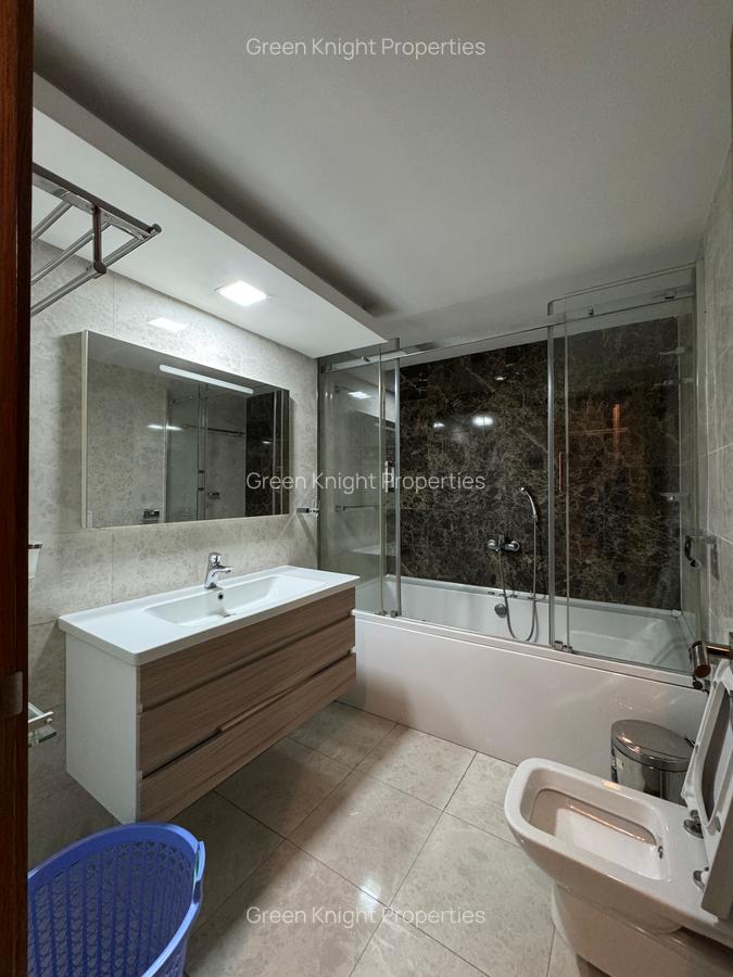 Serviced 3 Bed Apartment with En Suite in Kileleshwa - 12