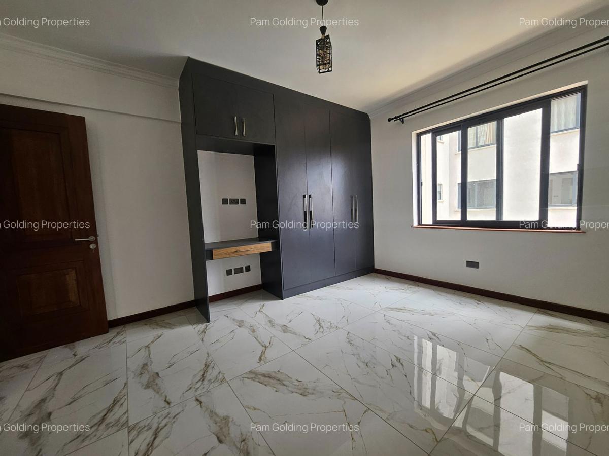 3 Bed Apartment with En Suite in Kileleshwa - 7