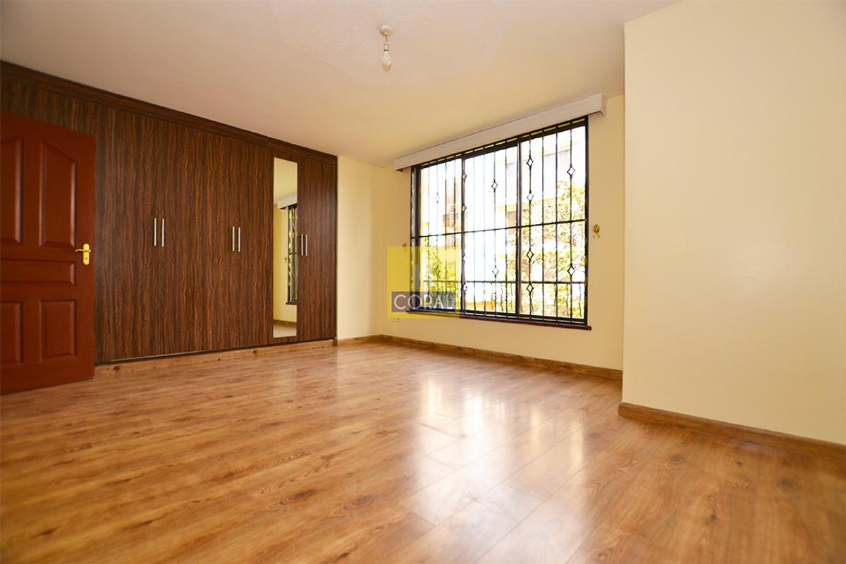 3 Bed Apartment with Lift in Kilimani - 11