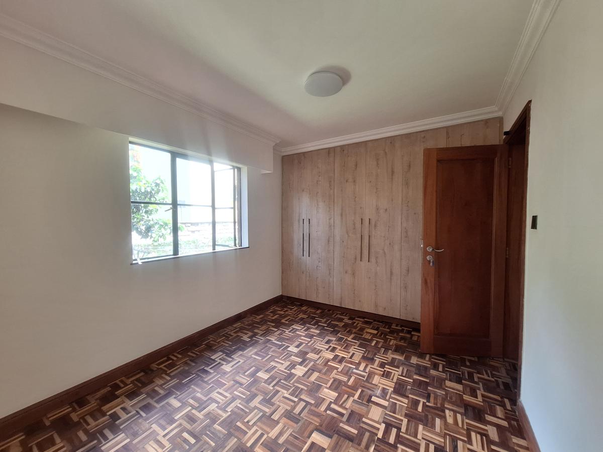 2 Bed Apartment with Borehole in Westlands Area - 10