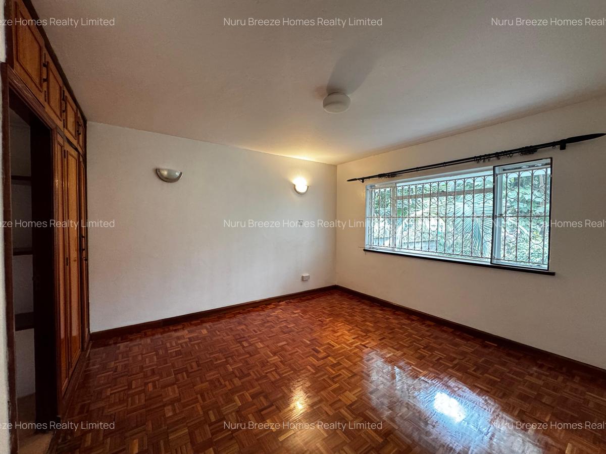 4 Bed House with En Suite in Gigiri - 4