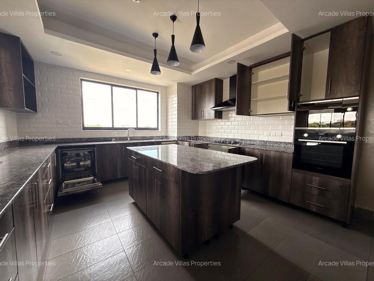 4 Bed Apartment with En Suite in Lavington - 7