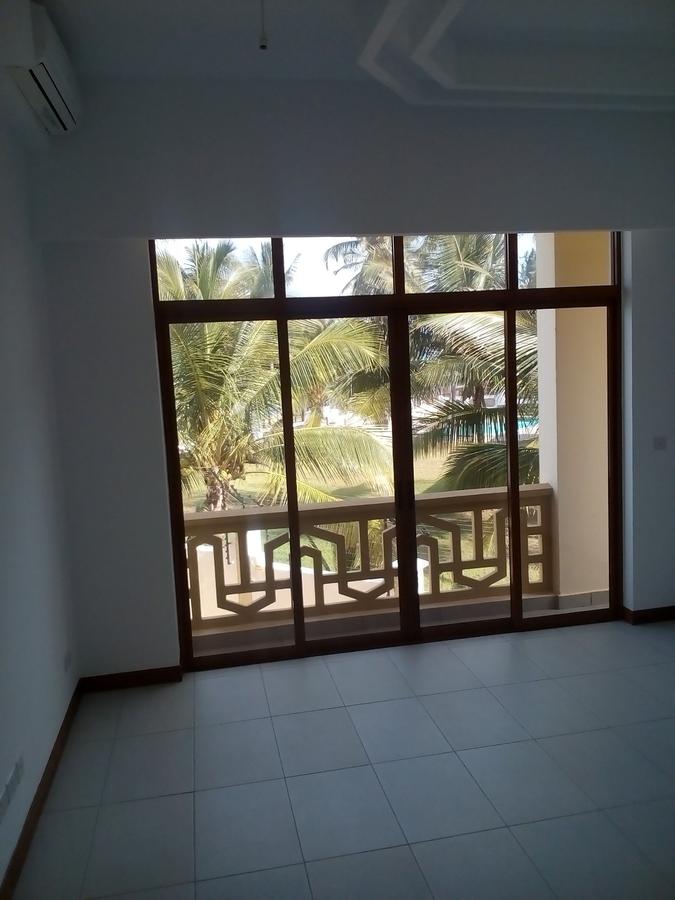 3 Bed Apartment with En Suite in Nyali Area - 15
