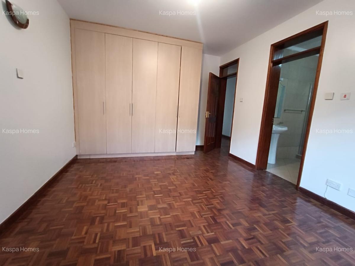 3 Bed Apartment with En Suite in Lavington - 9
