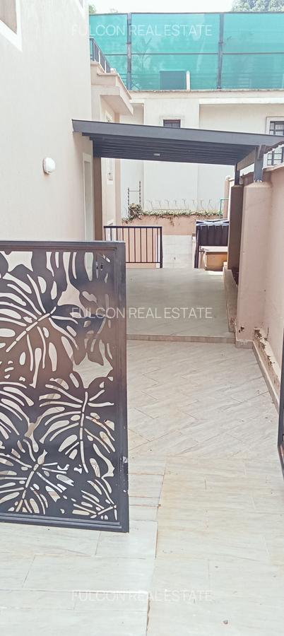 4 Bed Villa with En Suite in Kitisuru - 2