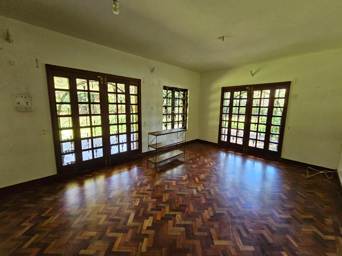 4 Bed House in Nyali Area - 13