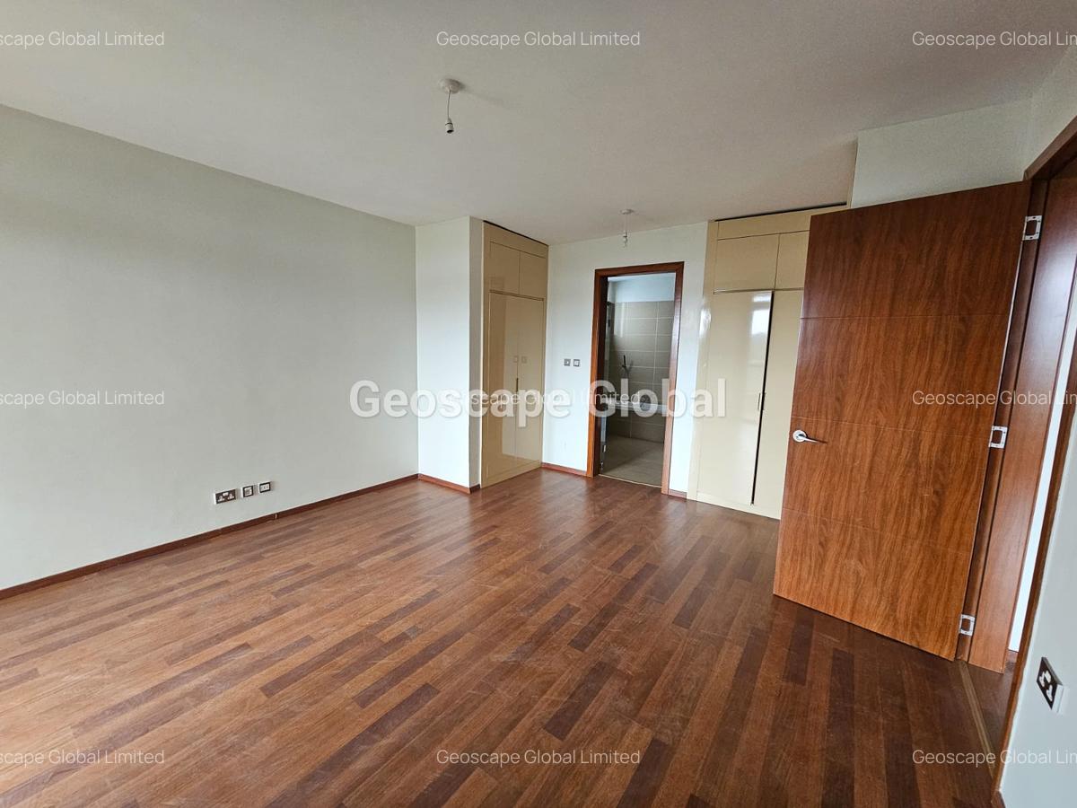 3 Bed Apartment with En Suite in Muthaiga - 10