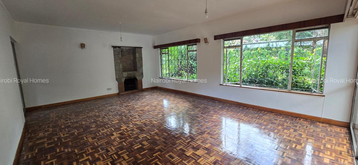 4 Bed Townhouse with En Suite at Convent Drive - 15