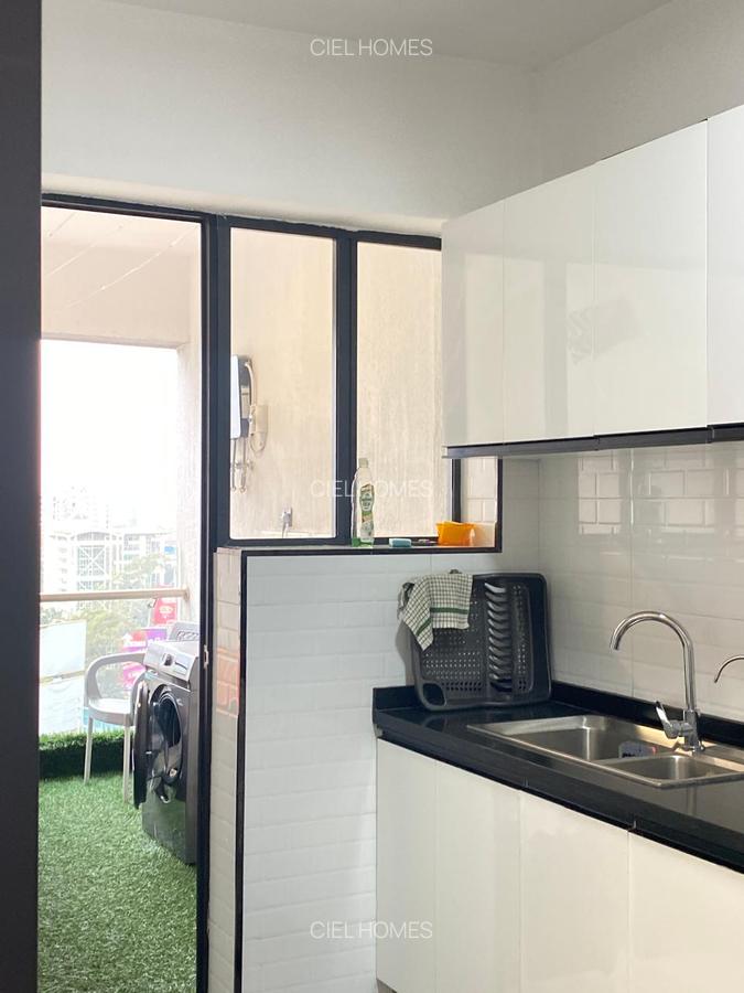 Furnished 3 Bed Apartment with En Suite at Wood Avenue - 7