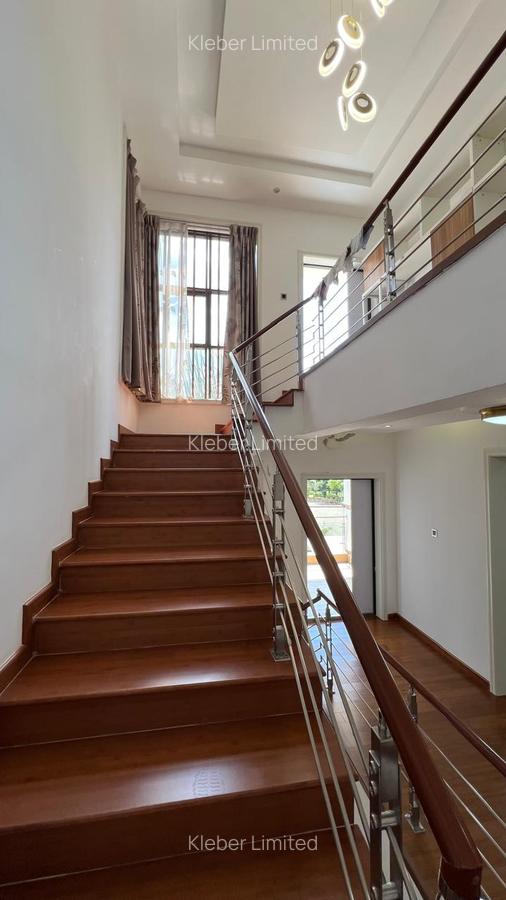 5 Bed Villa with En Suite in Lavington - 7