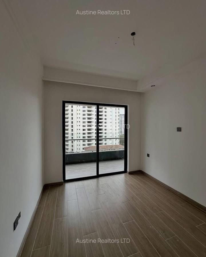 1 Bed Apartment with En Suite at Padmore Road - 9
