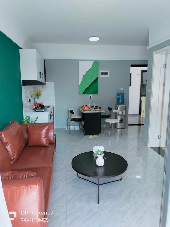 1 Bed Apartment with En Suite at Wanyee Road - 8