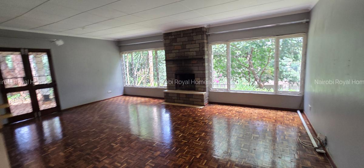 4 Bed House with En Suite at Kyuna - 17