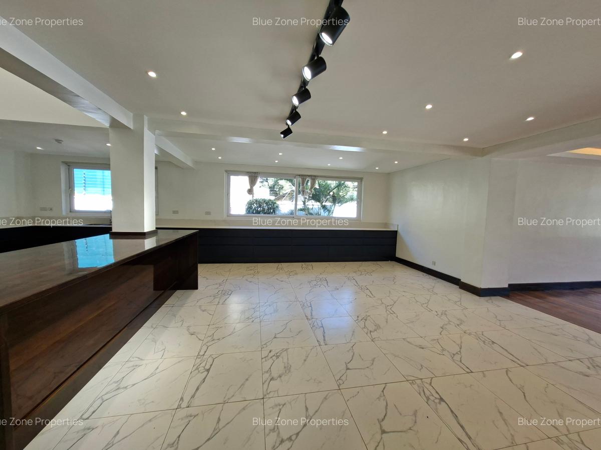 5 Bed House with En Suite at Off Benin Dr - 8