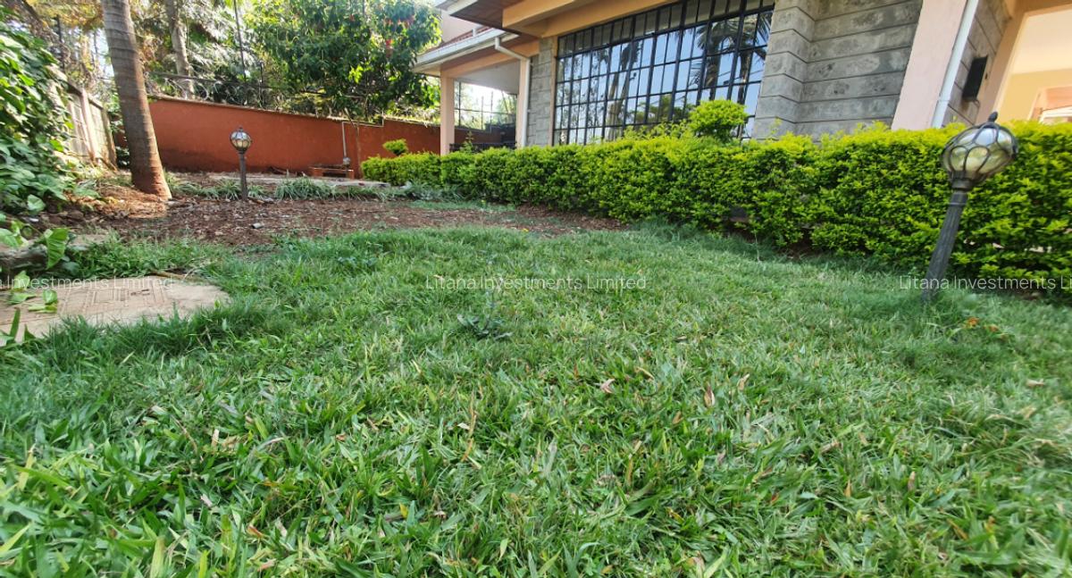 4 Bed House with En Suite at Near Lavington Mall - 2
