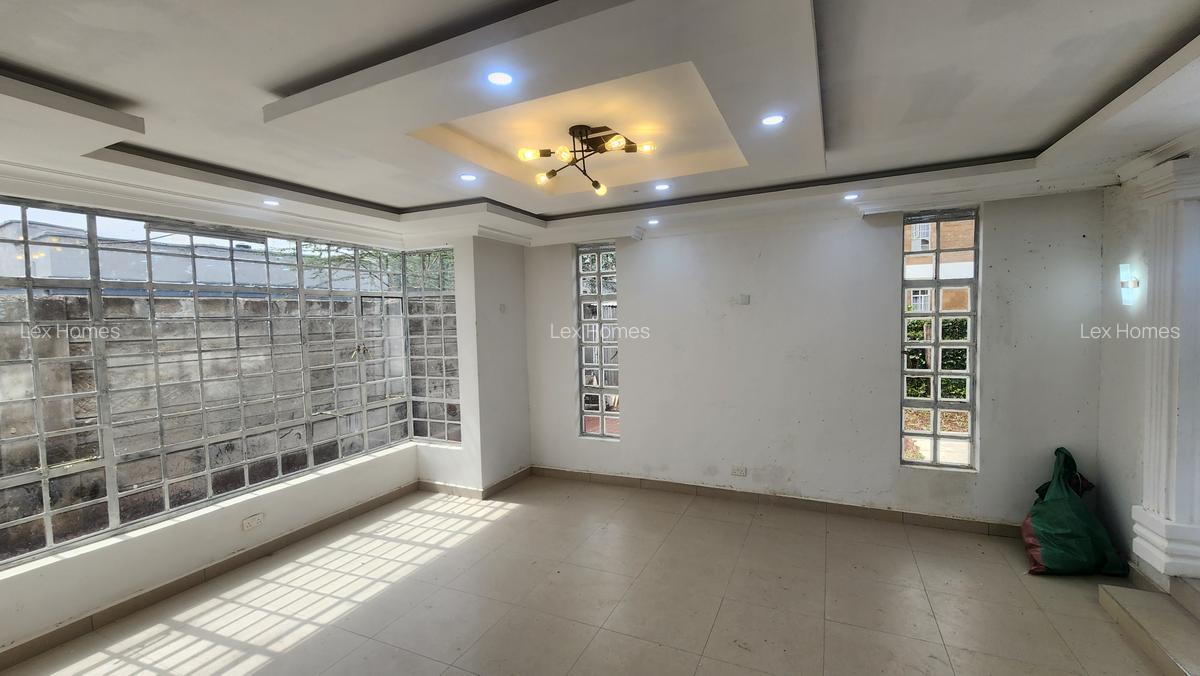 4 Bed House with En Suite at Rimpa - 3