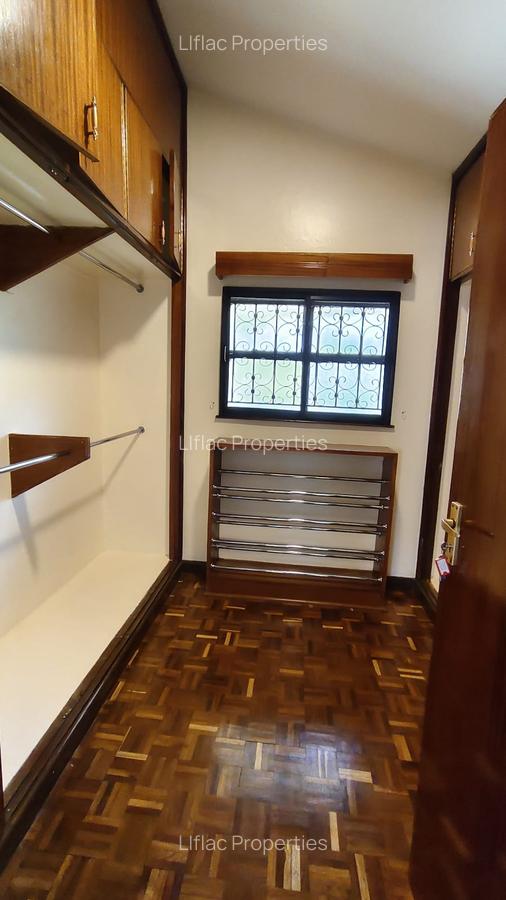 4 Bed House with En Suite in Thigiri - 11