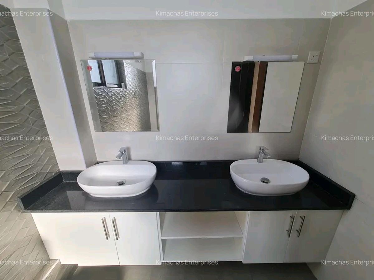 3 Bed Apartment with En Suite at Moyne Drive Nyali - 5