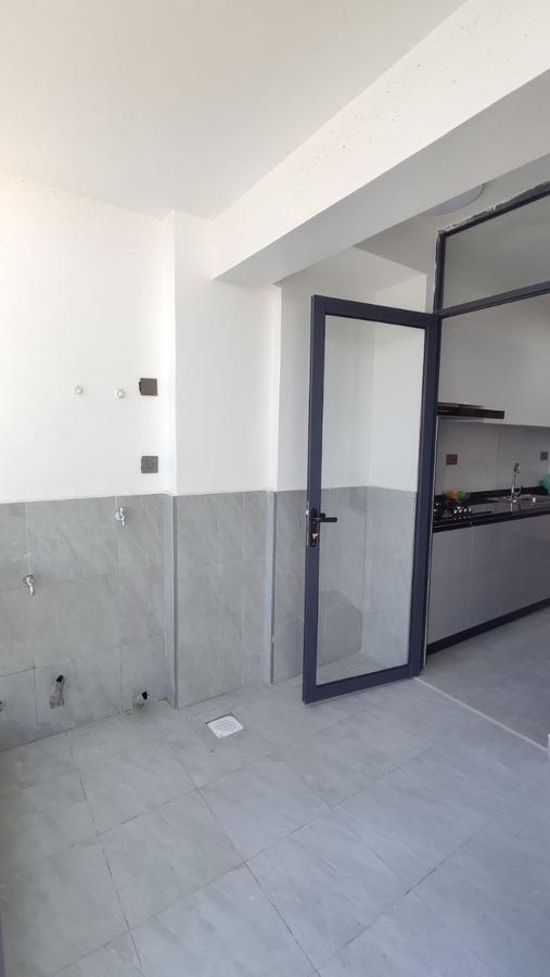 2 Bed Apartment with En Suite in Kilimani - 5