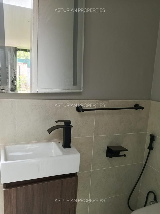 4 Bed Townhouse with En Suite in Runda - 13