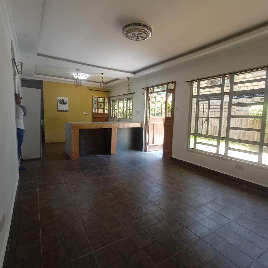 2 Bed House with En Suite at Mutero Road - 8