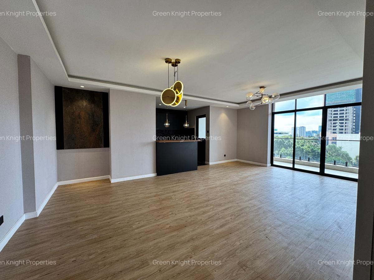 Serviced 2 Bed Apartment with En Suite in Westlands Area - 8