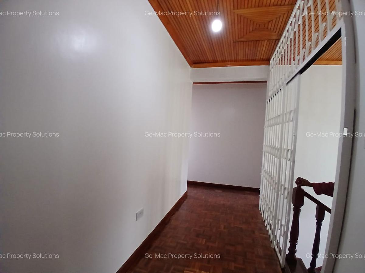 5 Bed House with En Suite in Runda - 7