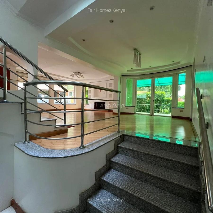 4 Bed Townhouse with En Suite at Riverside Drive - 6