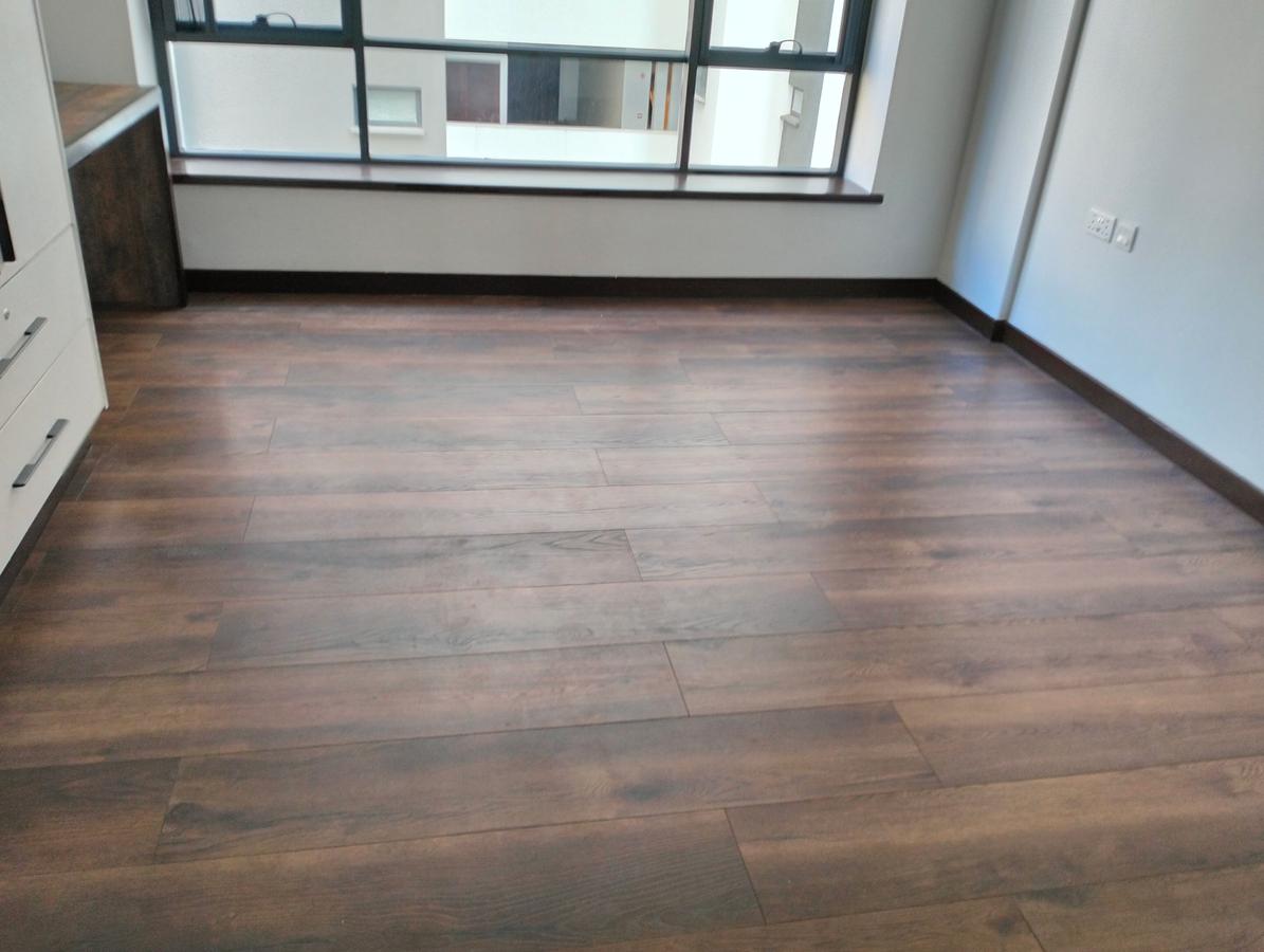 5 Bed Apartment with En Suite in Spring Valley - 20