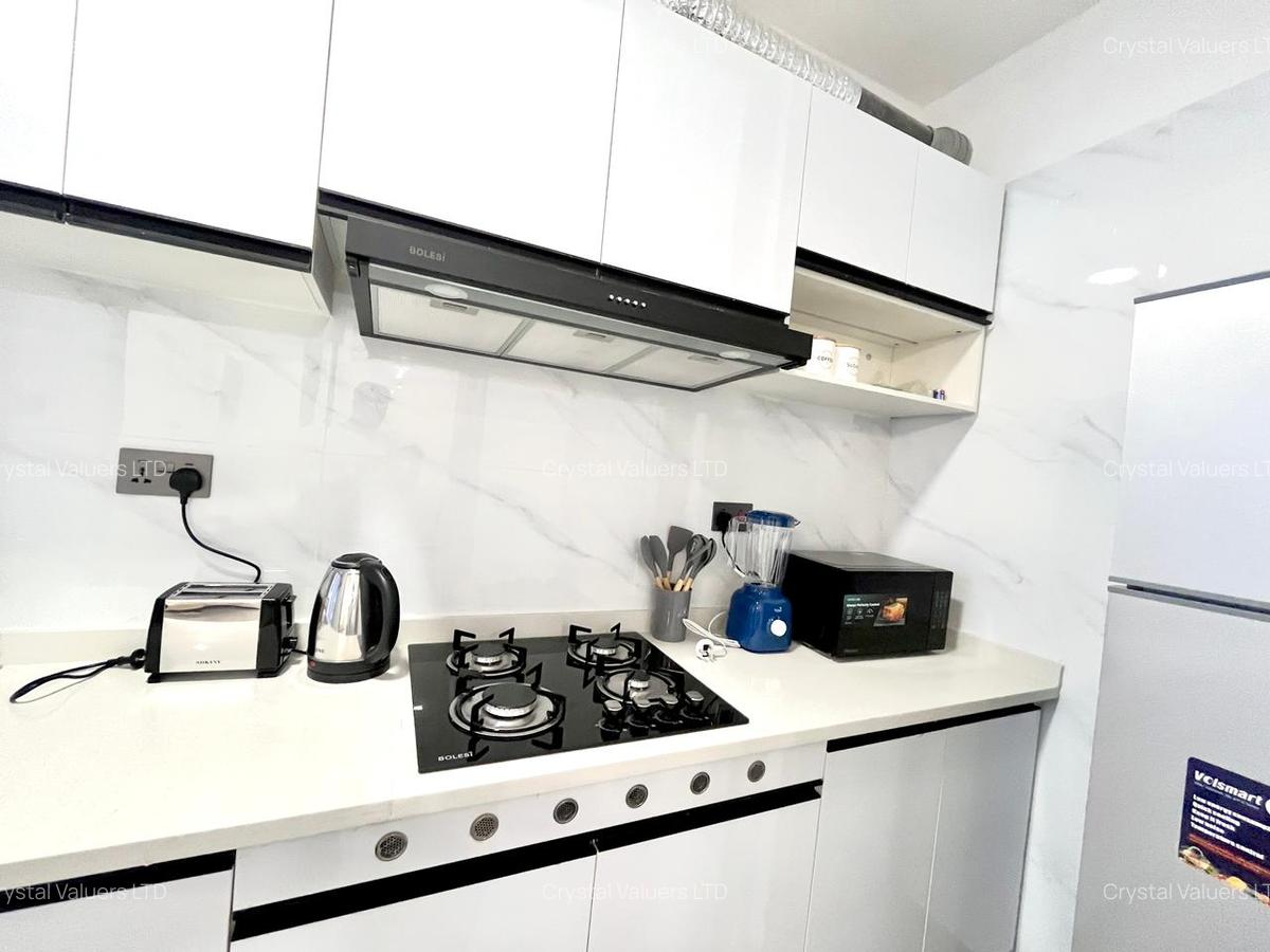 Serviced 2 Bed Apartment with En Suite in Lavington - 3