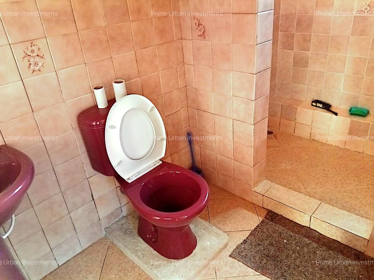 5 Bed House with En Suite at Serena Beach - 9