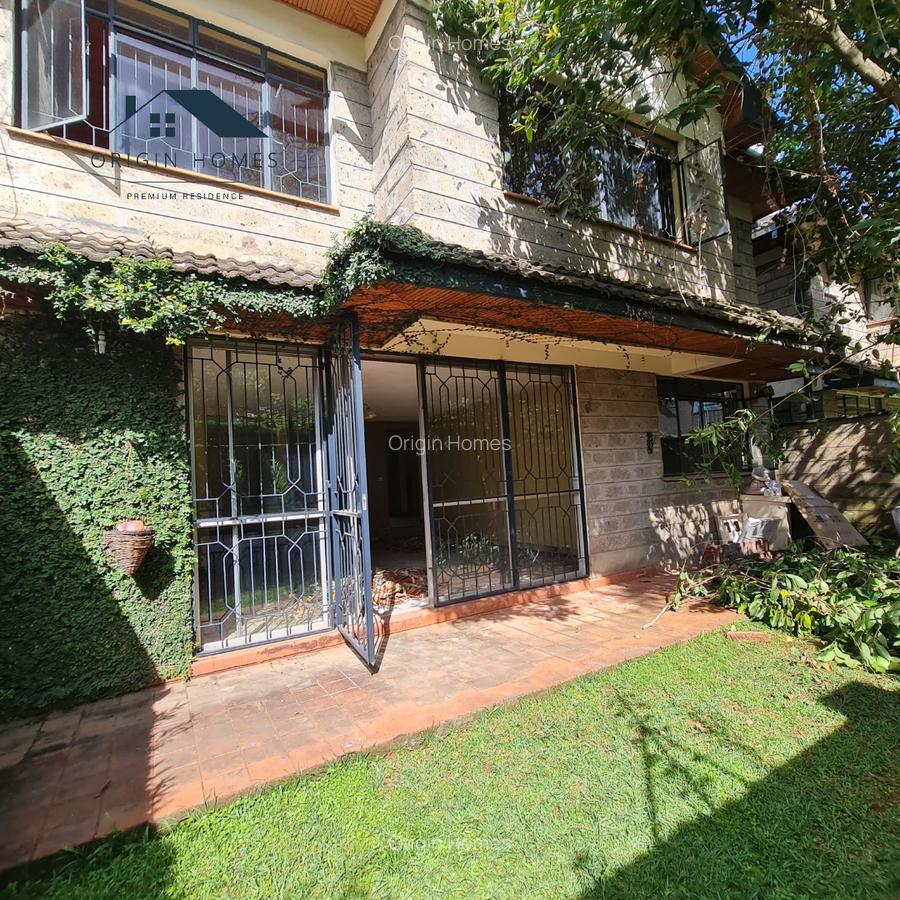 5 Bed Townhouse with En Suite at Lavington - 2