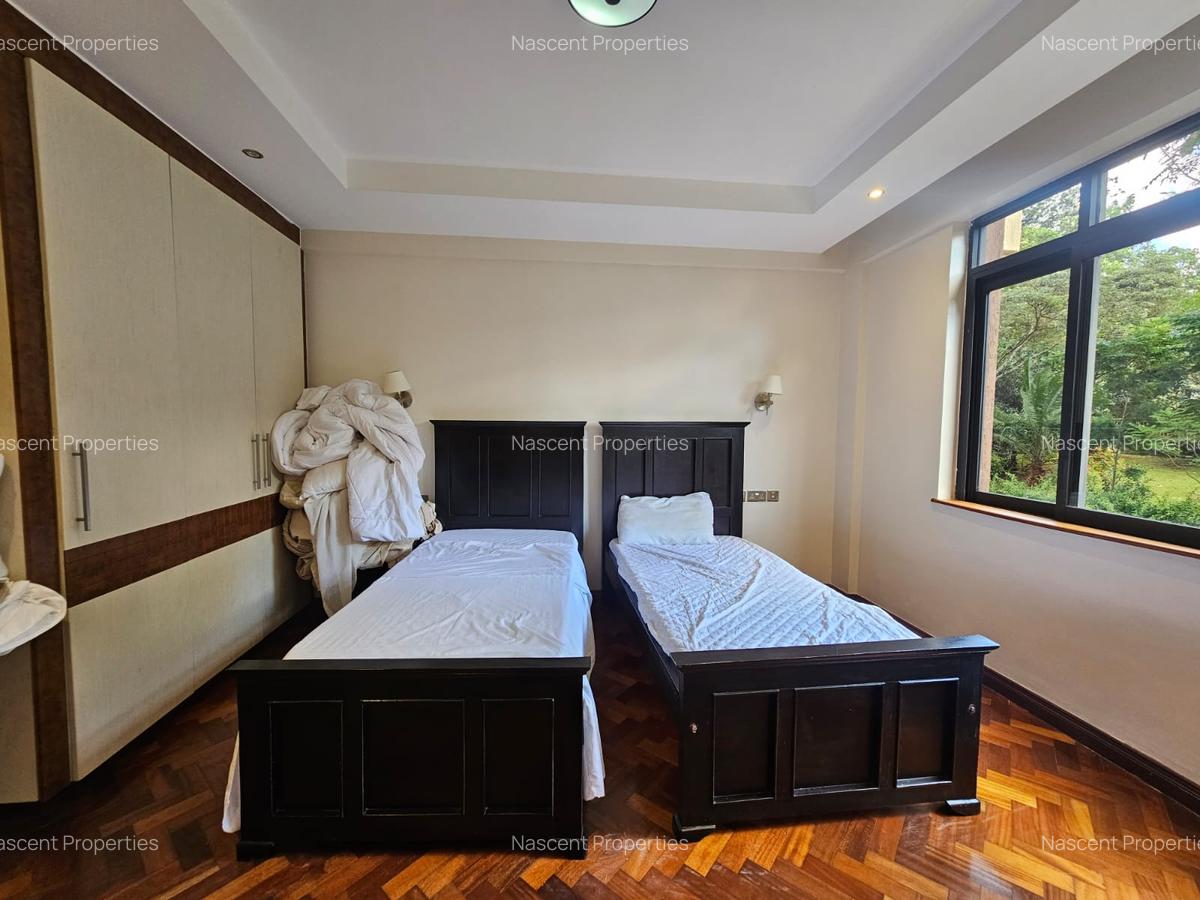 3 Bed Apartment with En Suite in Riverside - 6