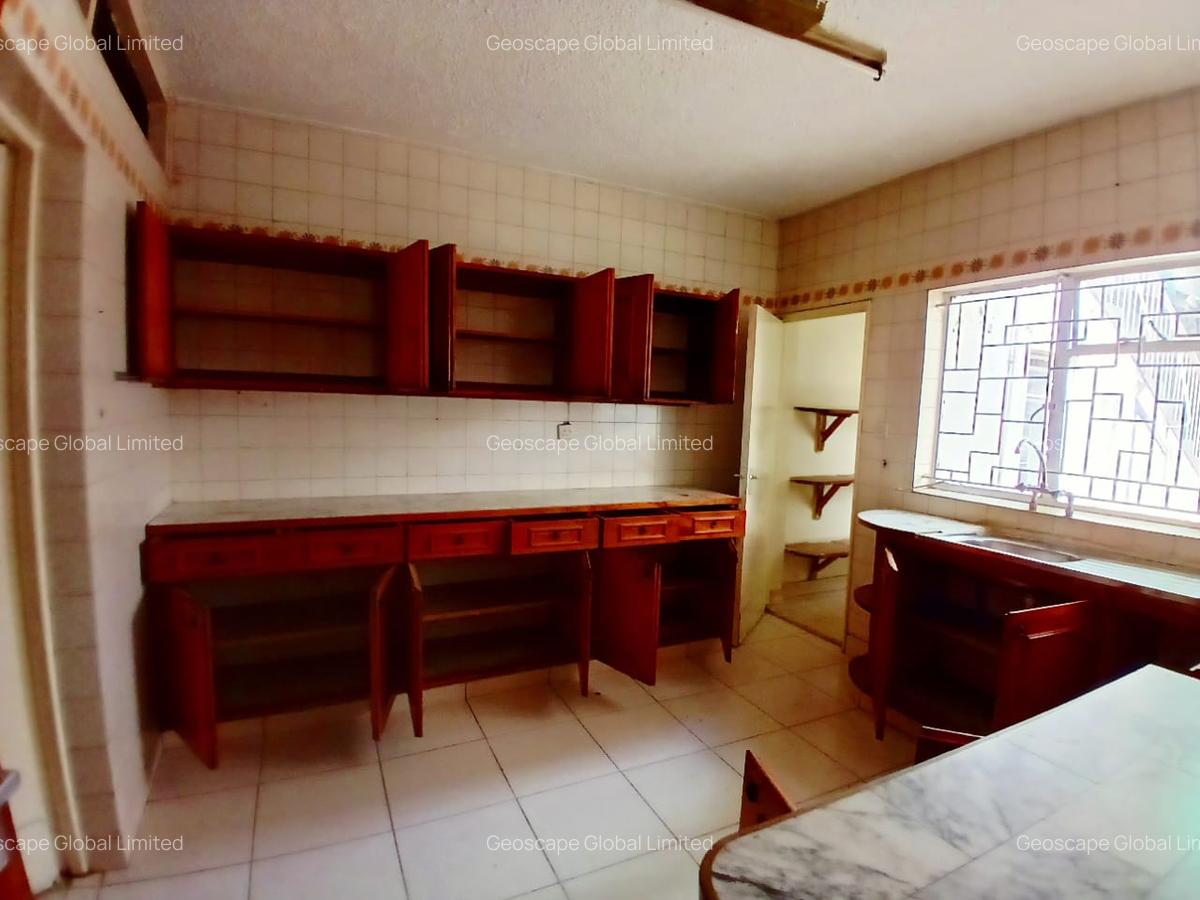 Commercial Property with Parking in Westlands Area - 9