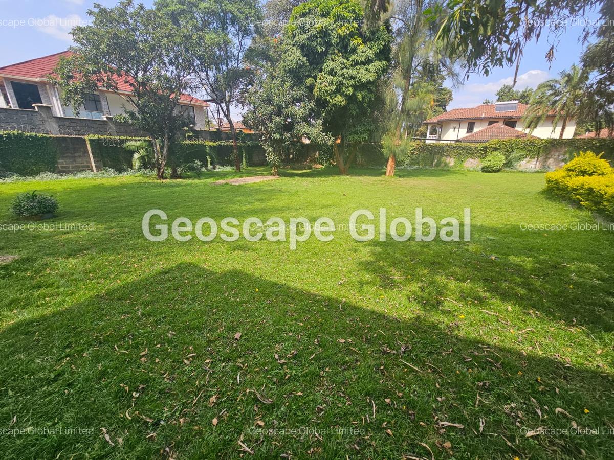 5 Bed House with En Suite in Nyari - 12